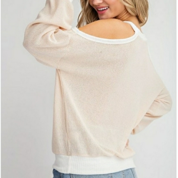 Cold Shoulder Knit Top - Picture 4 of 4